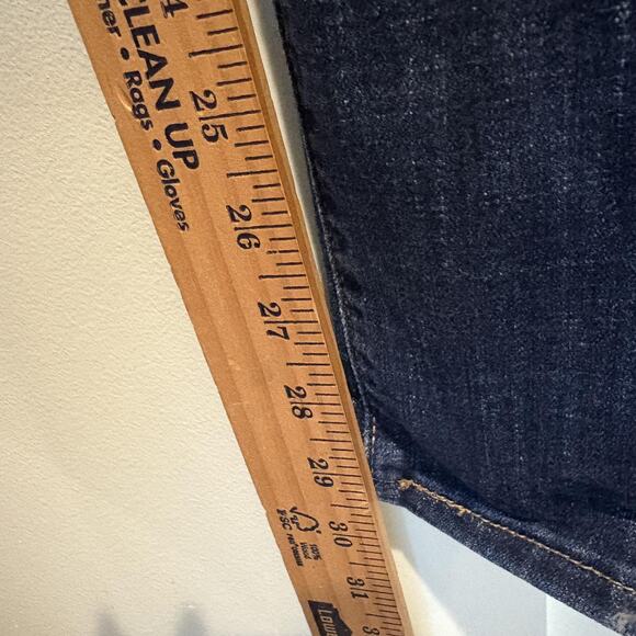 Levis Jeans Womens 33x30 Dark Wash‎ Classic Straight Stretch 393250-0050 - Picture 8 of 14